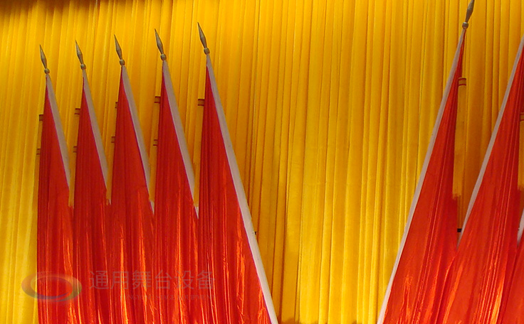 舞臺阻燃幕布技術(shù)升級，安全與創(chuàng)新并重